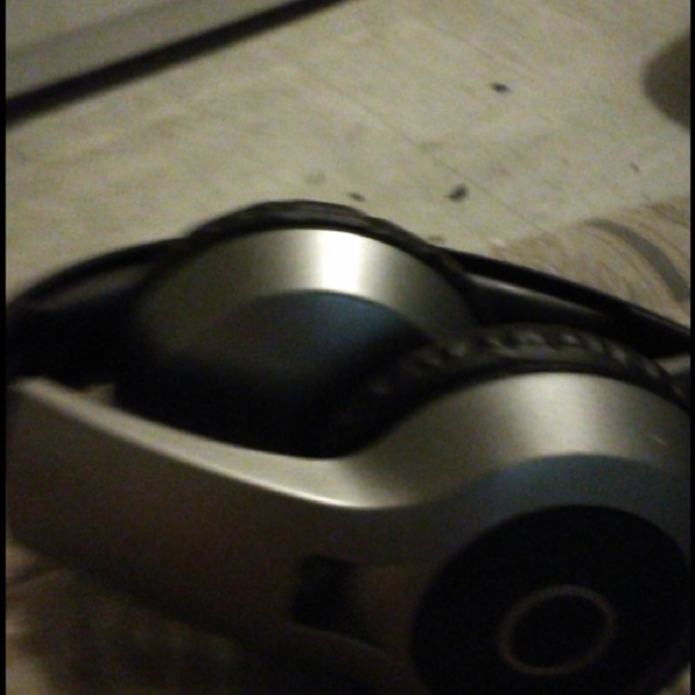 Wireless Bluetooth headset